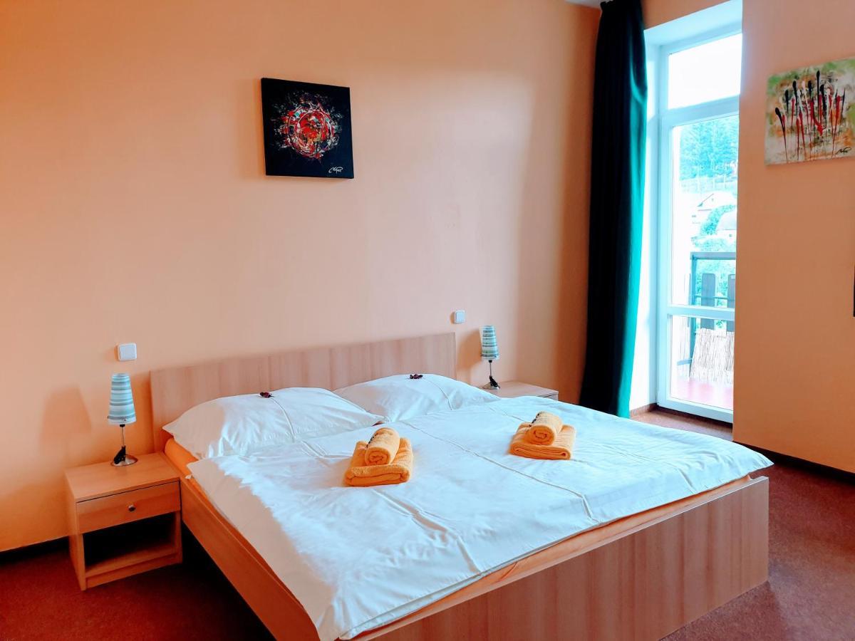 Penzion Lumis Nová Role Dış mekan fotoğraf